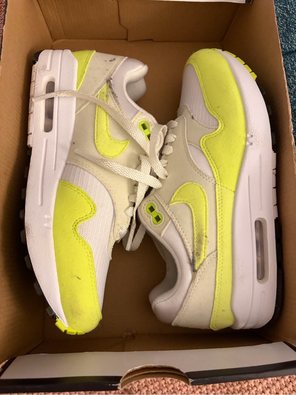 Nike air max 1 volt women’s size 7 kids size 5.5 neon (tennis ball material)